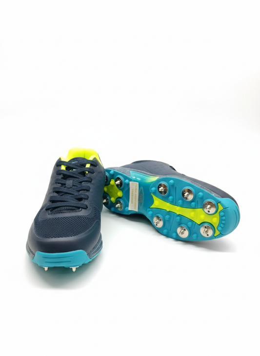 GM CRICKET SHOES AION SPIKE